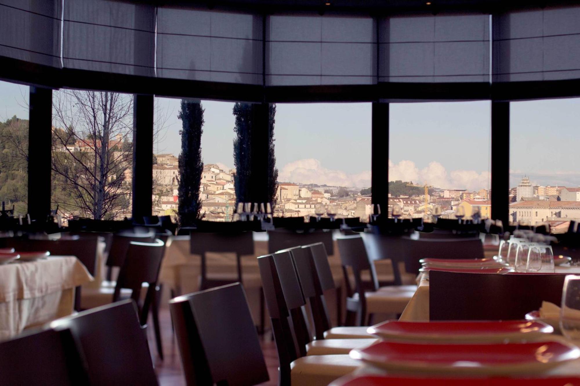 Don Guglielmo Panoramic Hotel & Spa Campobasso Exteriör bild