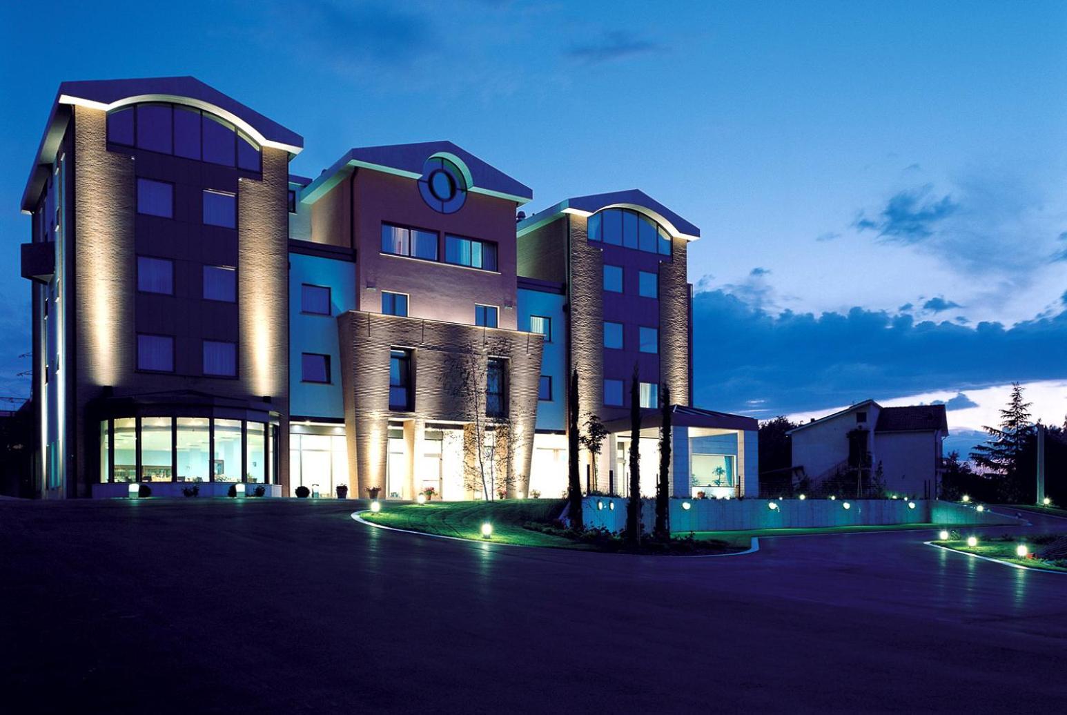 Don Guglielmo Panoramic Hotel & Spa Campobasso Exteriör bild