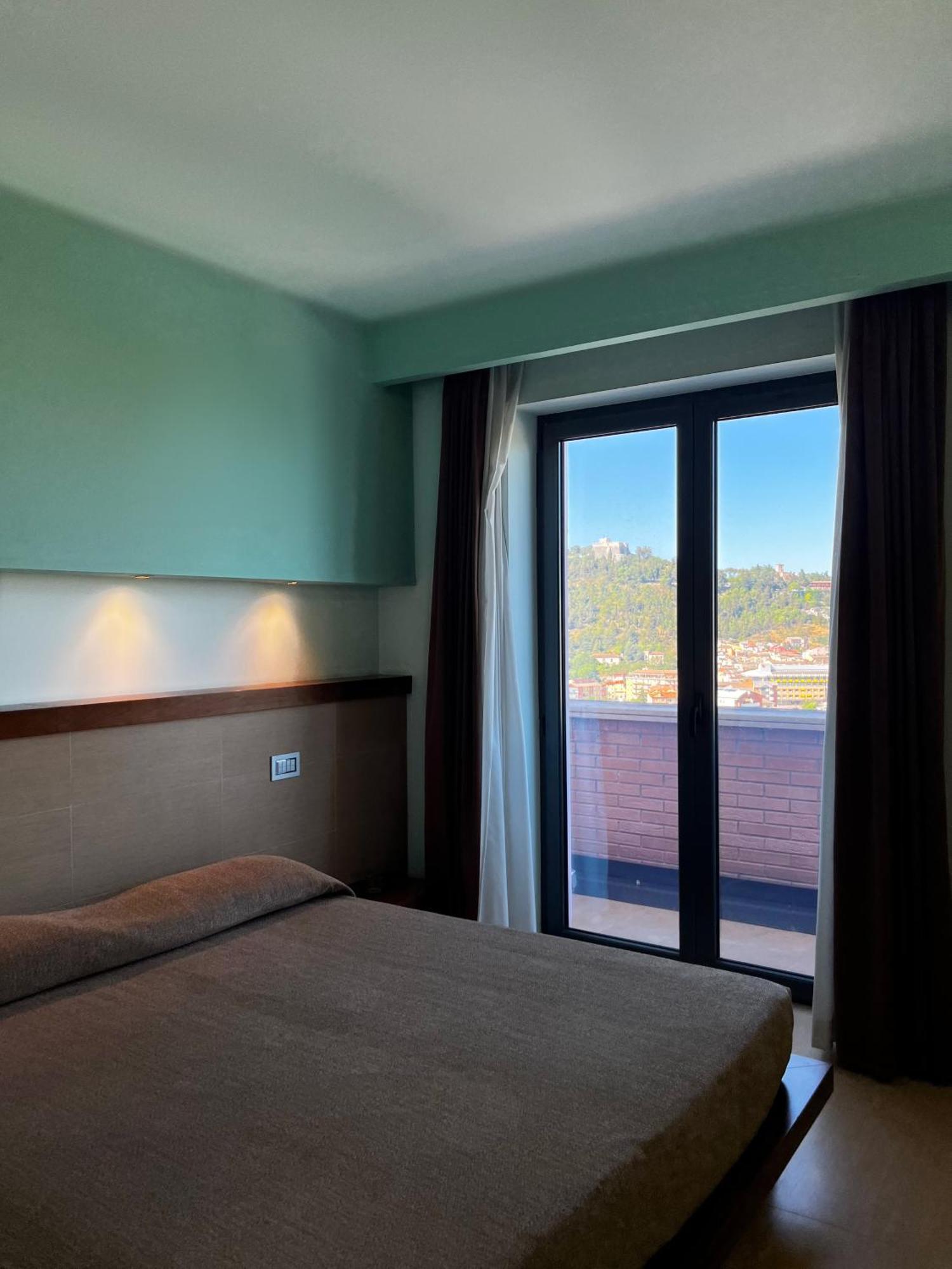 Don Guglielmo Panoramic Hotel & Spa Campobasso Exteriör bild
